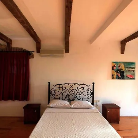 Cottagehause Villa Side